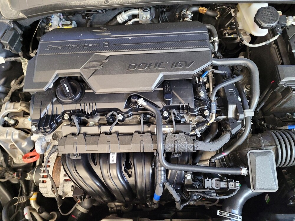 2024 Hyundai Elantra in Columbus, OH 43231 - 18126957 30