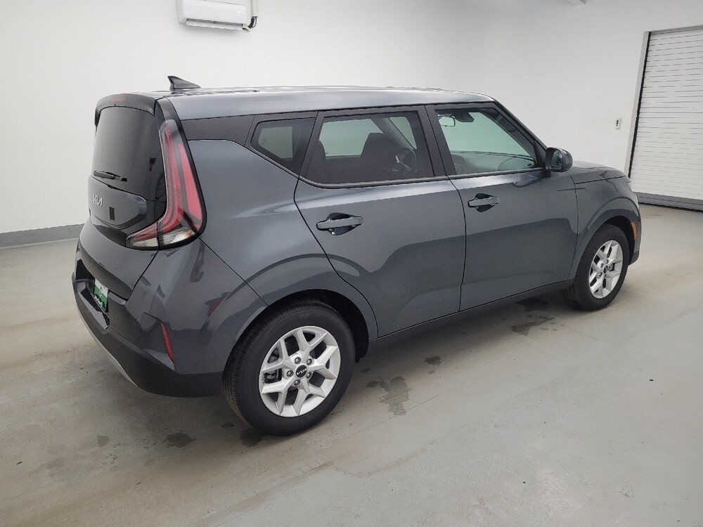 2025 Kia Soul in Maple Heights, OH 44137 - 18126958 10