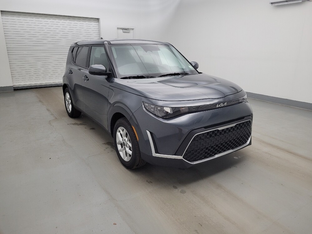 2025 Kia Soul in Maple Heights, OH 44137 - 18126958 13