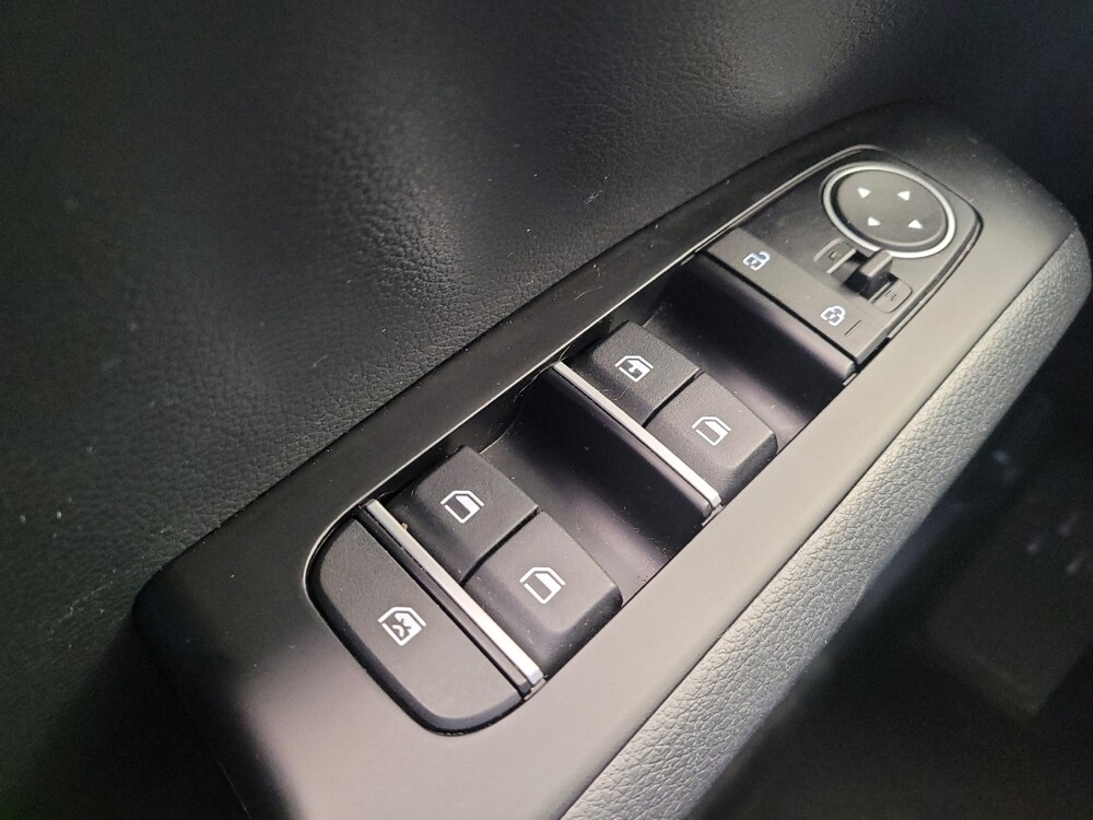 2025 Kia Soul in Maple Heights, OH 44137 - 18126958 27