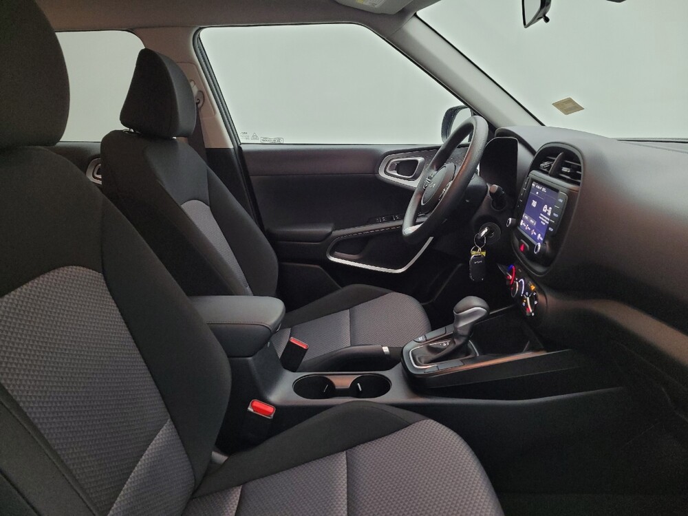 2025 Kia Soul in Maple Heights, OH 44137 - 18126960 21
