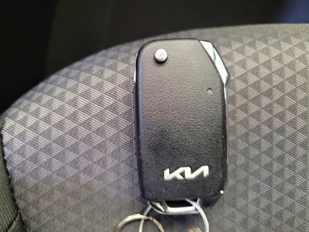 2025 Kia Soul in Maple Heights, OH 44137 - 18126960 32