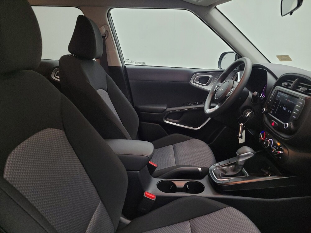 2025 Kia Soul in Columbus, OH 43228 - 18126961 21