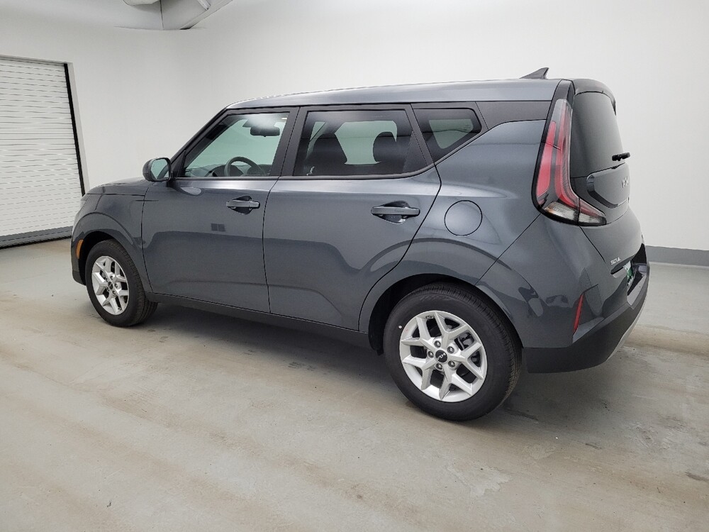 2025 Kia Soul in Maple Heights, OH 44137 - 18126962 3