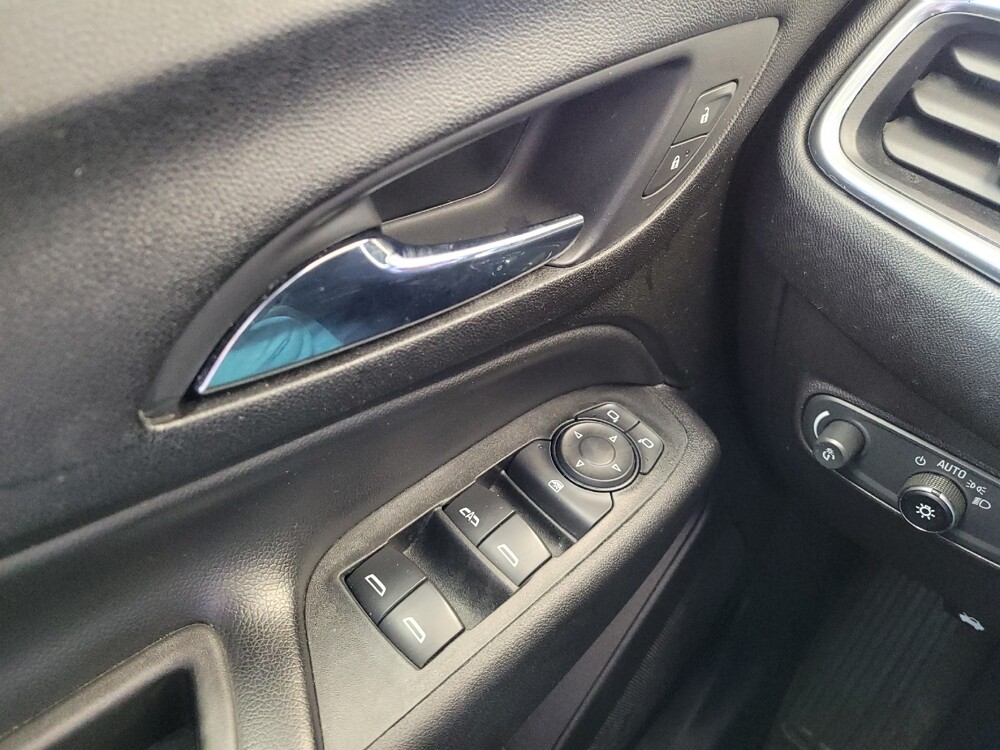 2020 Chevrolet Equinox in Columbus, OH 43231 - 18126964 27