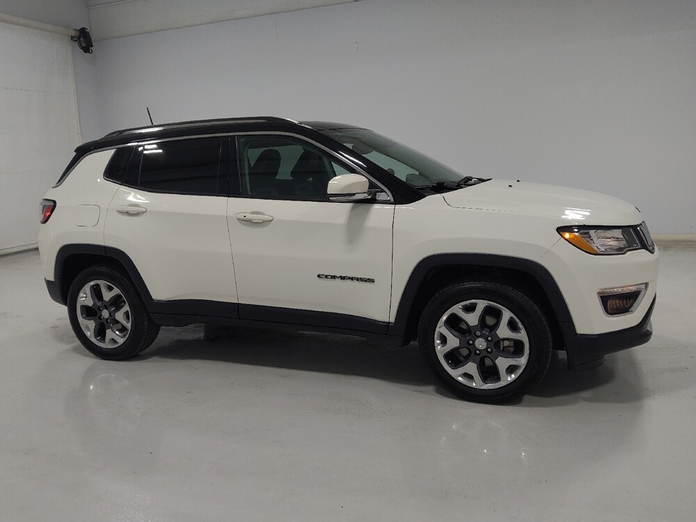 2019 Jeep Compass in Cincinnati, OH 45255 - 18126966 11