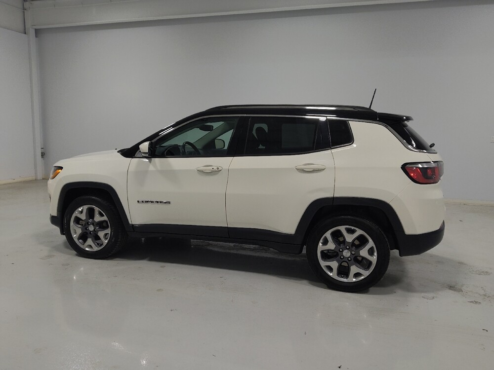 2019 Jeep Compass in Cincinnati, OH 45255 - 18126966 3