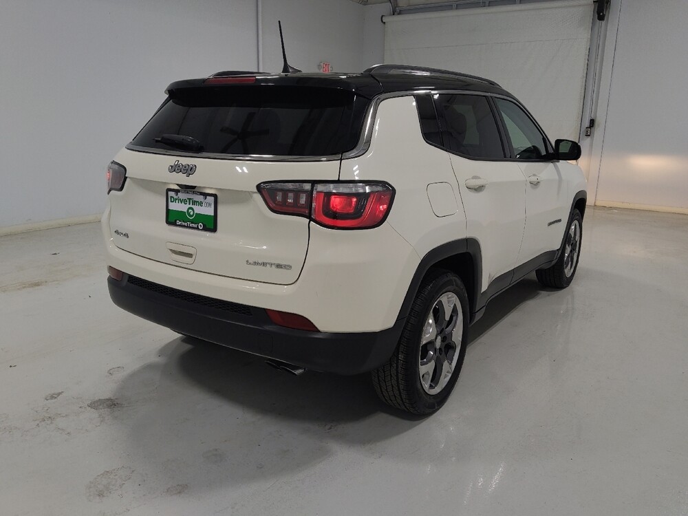 2019 Jeep Compass in Cincinnati, OH 45255 - 18126966 9