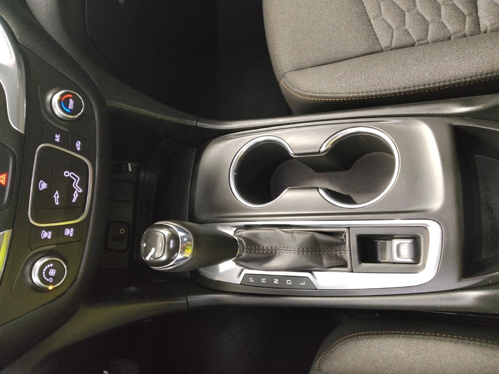 2018 Chevrolet Equinox in St. Louis, MO 63136 - 18126968 26