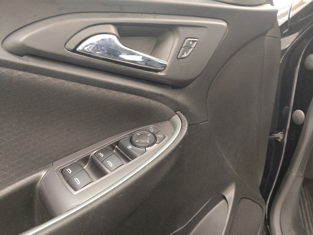 2023 Chevrolet Malibu in St. Louis, MO 63136 - 18126969 27