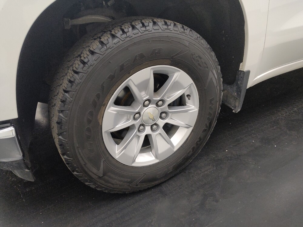 2021 Chevrolet Silverado 1500 in St. Louis, MO 63136 - 18126970 31