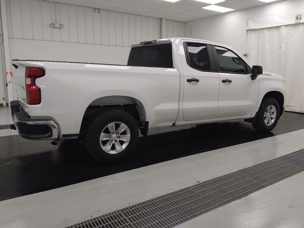 2021 Chevrolet Silverado 1500 in St. Louis, MO 63136 - 18126970 10
