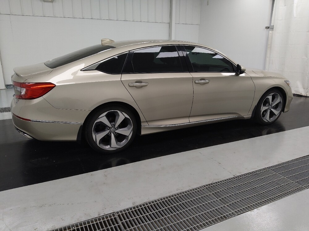2018 Honda Accord in St. Louis, MO 63136 - 18126971 10
