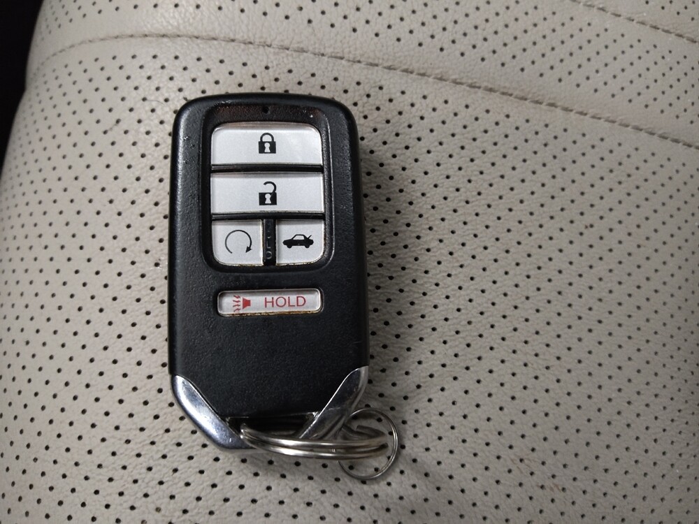 2018 Honda Accord in St. Louis, MO 63136 - 18126971 32