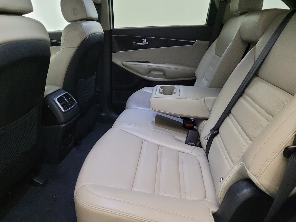 2020 Kia Sorento in Newport News, VA 23601 - 18126988 18