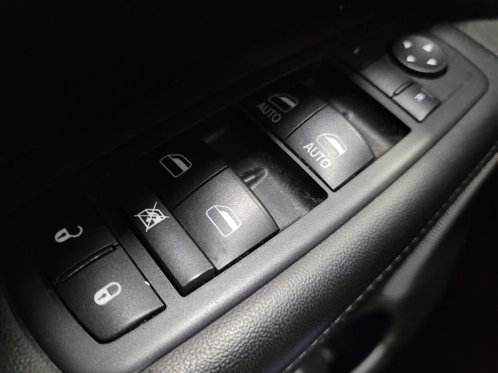 2018 Jeep Grand Cherokee in Chesapeake, VA 23320 - 18126993 27