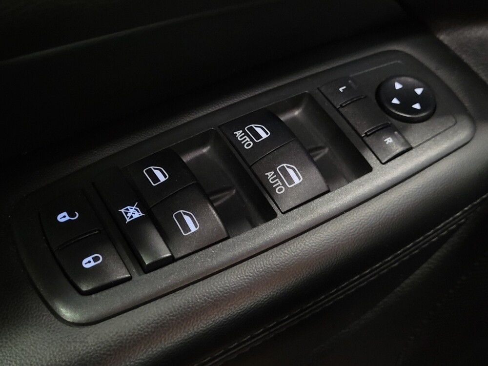 2019 Jeep Grand Cherokee in Richmond, VA 23235 - 18126996 27