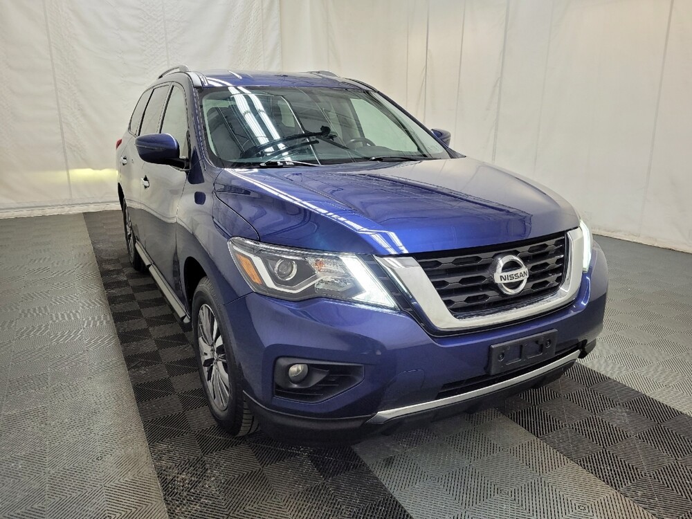 2019 Nissan Pathfinder in Plymouth Meeting, PA 19462 - 18126999 13