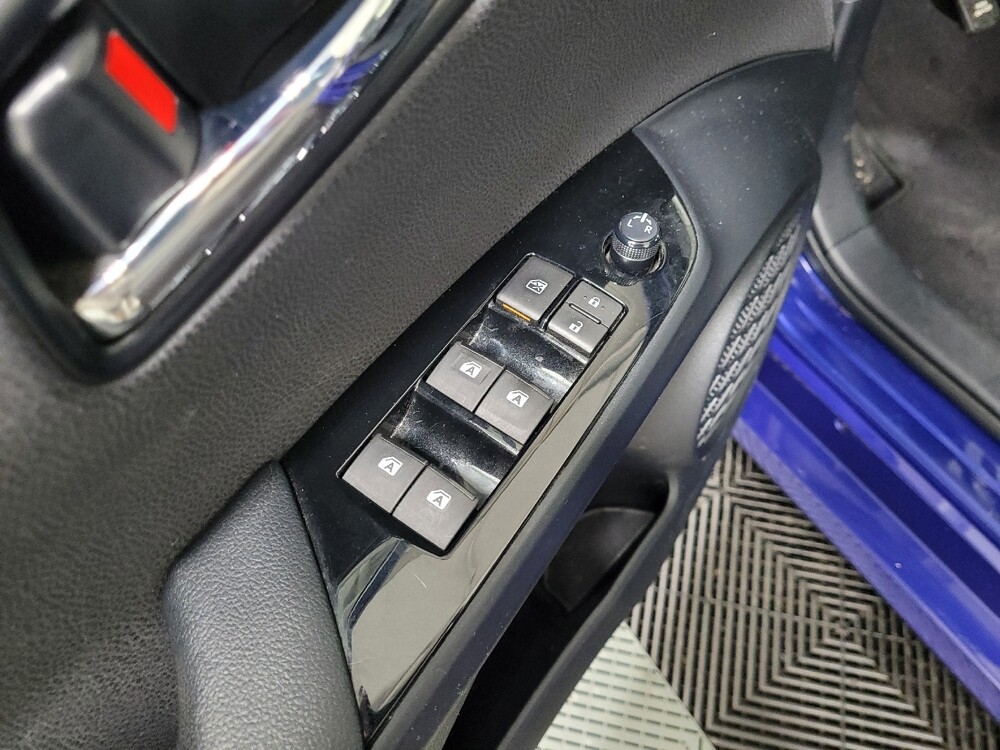 2016 Toyota Prius in Plymouth Meeting, PA 19462 - 18127002 27