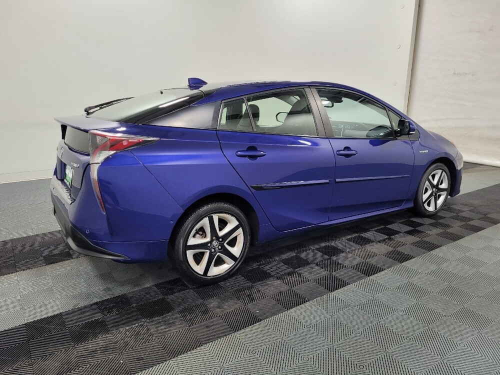 2016 Toyota Prius in Plymouth Meeting, PA 19462 - 18127002 10