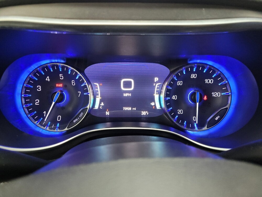 2018 Chrysler Pacifica in Plymouth Meeting, PA 19462 - 18127003 23