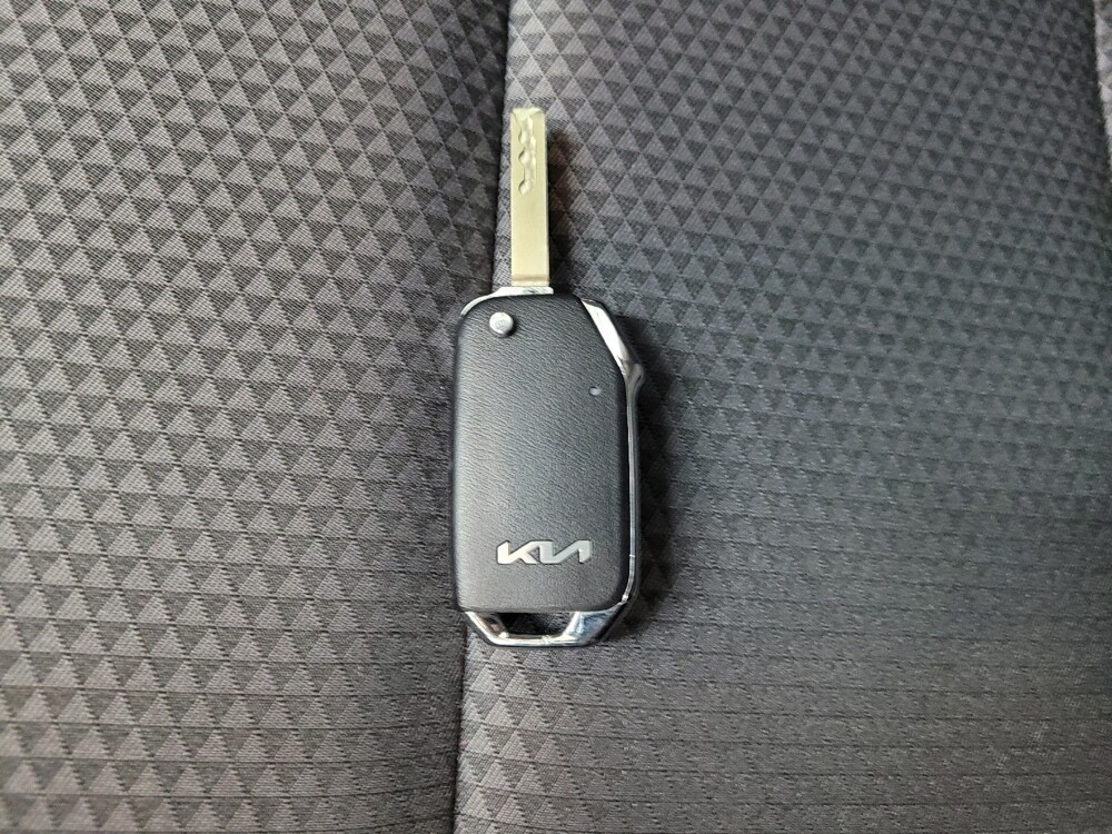 2025 Kia Soul in Langhorne, PA 19047 - 18127012 32