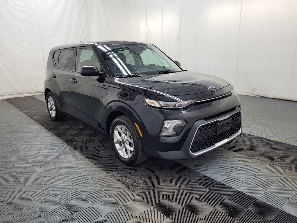 2020 Kia Soul in Plymouth Meeting, PA 19462 - 18127016 13