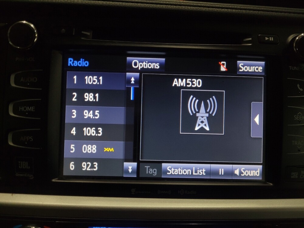 2019 Toyota Highlander in Newport News, VA 23601 - 18127018 25