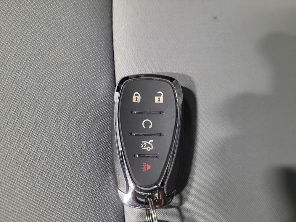 2025 Chevrolet Malibu in Richmond, VA 23235 - 18127020 32