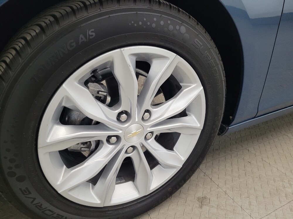 2025 Chevrolet Malibu in Richmond, VA 23235 - 18127020 31