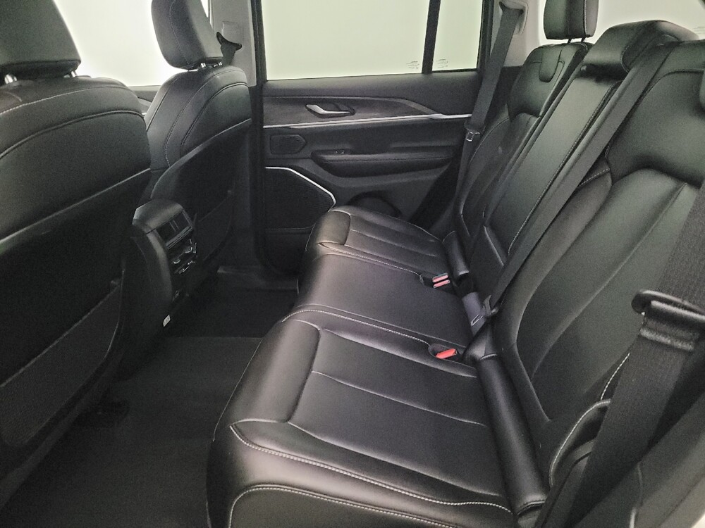 2023 Jeep Grand Cherokee in Newport News, VA 23601 - 18127021 18