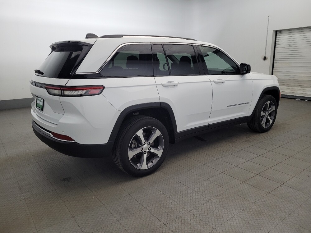 2023 Jeep Grand Cherokee in Newport News, VA 23601 - 18127021 10