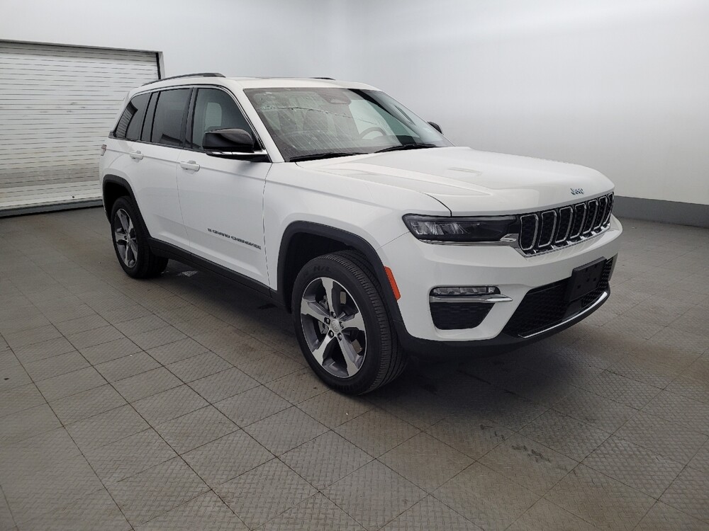 2023 Jeep Grand Cherokee in Newport News, VA 23601 - 18127021 13