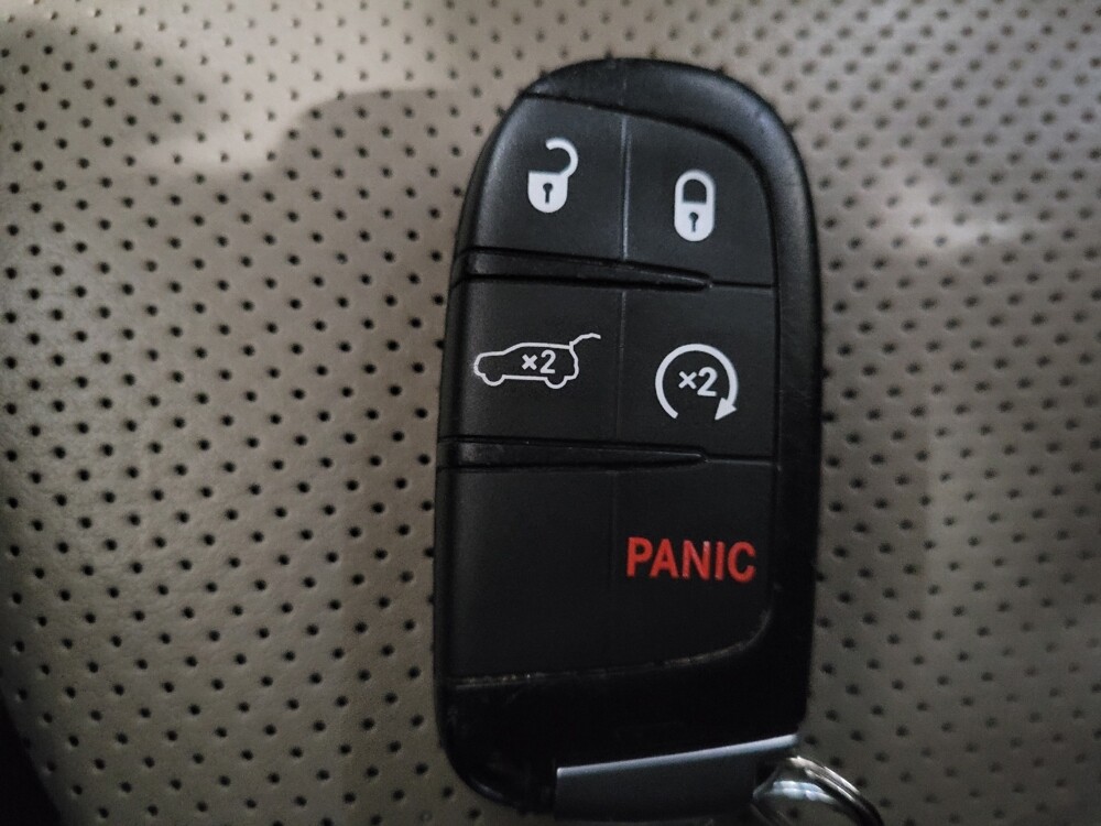 2019 Jeep Grand Cherokee in Newport News, VA 23601 - 18127024 32