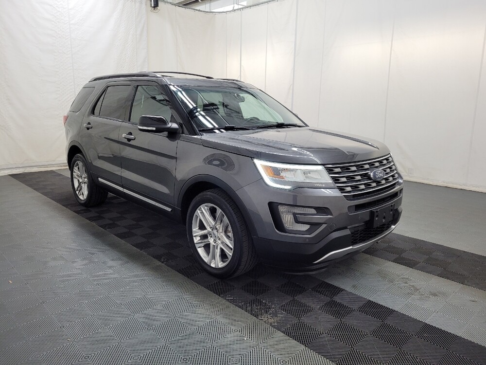 2016 Ford Explorer in Plymouth Meeting, PA 19462 - 18127028 13
