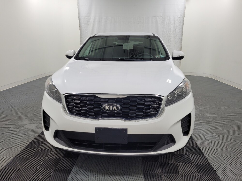 2019 Kia Sorento in Plymouth Meeting, PA 19462 - 18127030 15