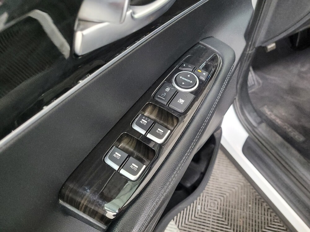 2019 Kia Sorento in Plymouth Meeting, PA 19462 - 18127030 27