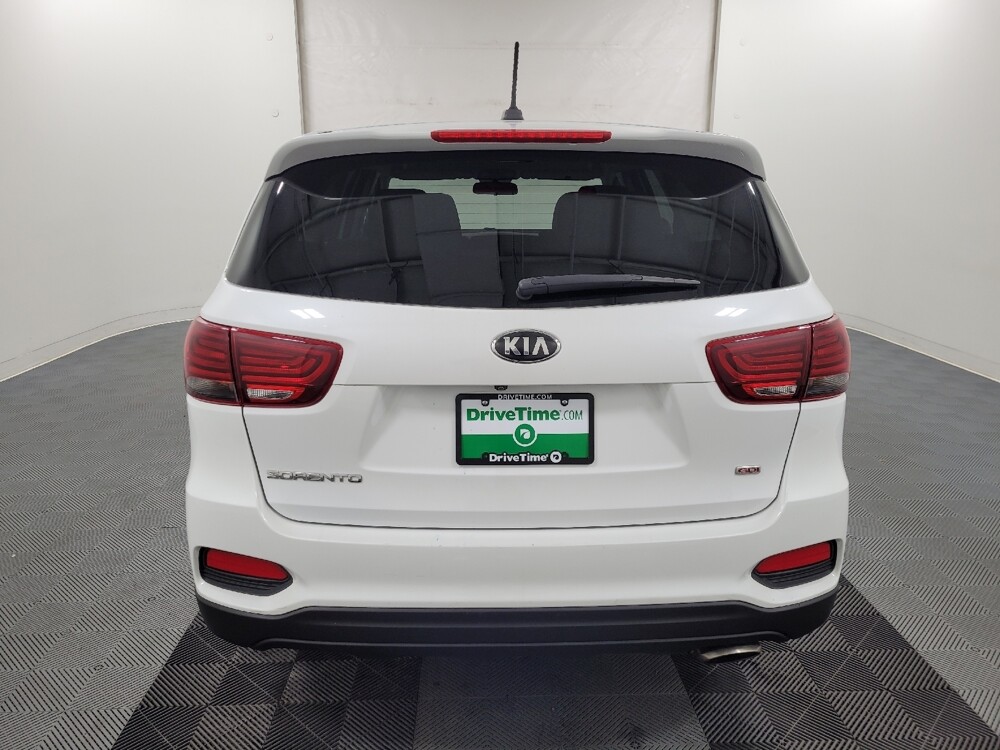 2019 Kia Sorento in Plymouth Meeting, PA 19462 - 18127030 6
