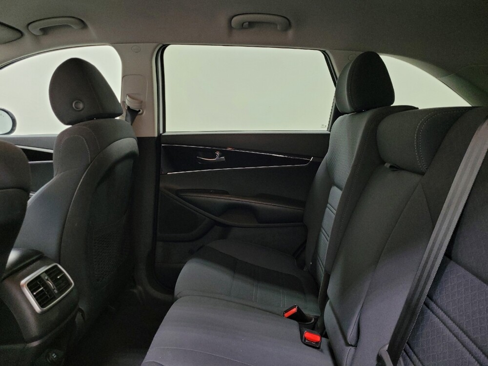 2019 Kia Sorento in Plymouth Meeting, PA 19462 - 18127030 18