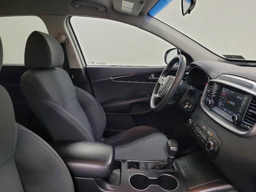 2019 Kia Sorento in Plymouth Meeting, PA 19462 - 18127030 21