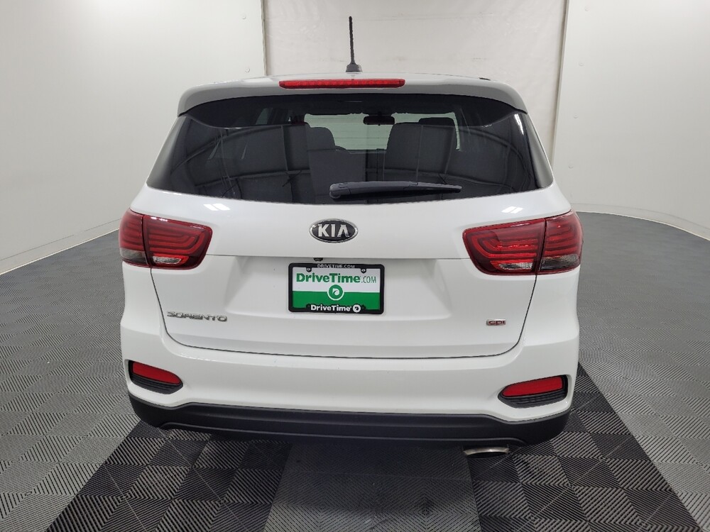 2019 Kia Sorento in Plymouth Meeting, PA 19462 - 18127030 7