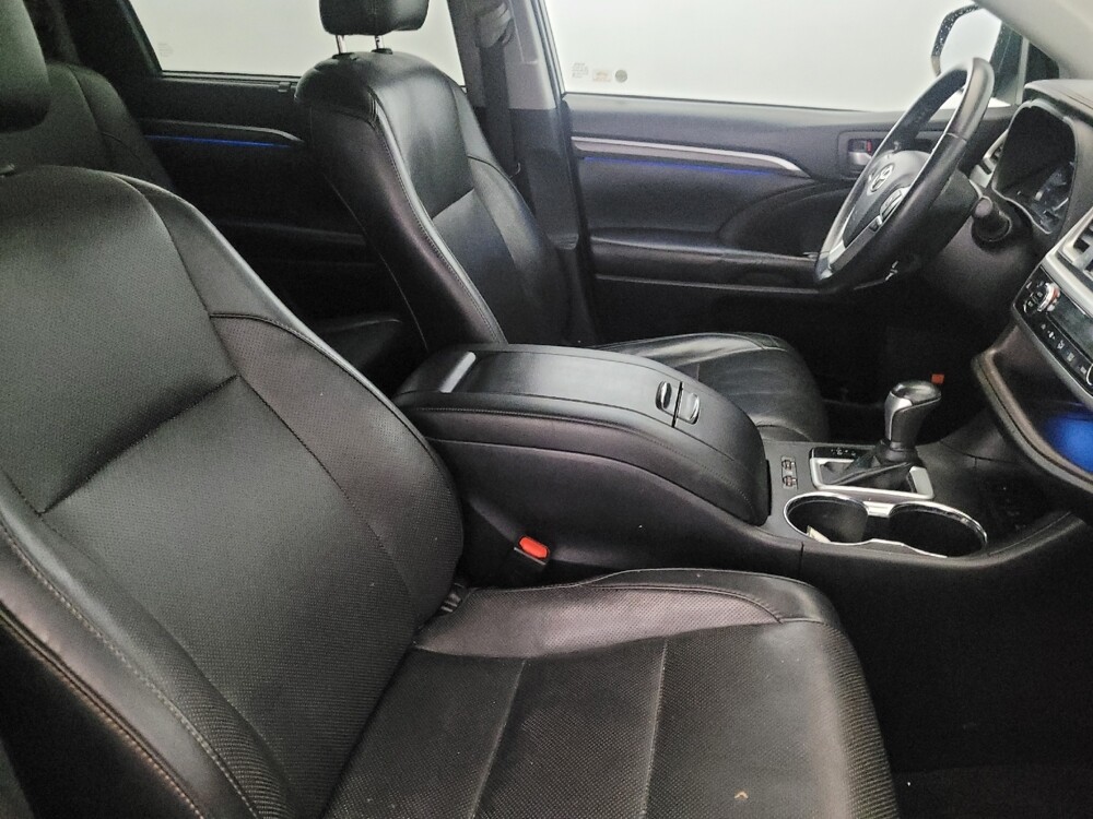 2019 Toyota Highlander in Chesapeake, VA 23320 - 18127031 21