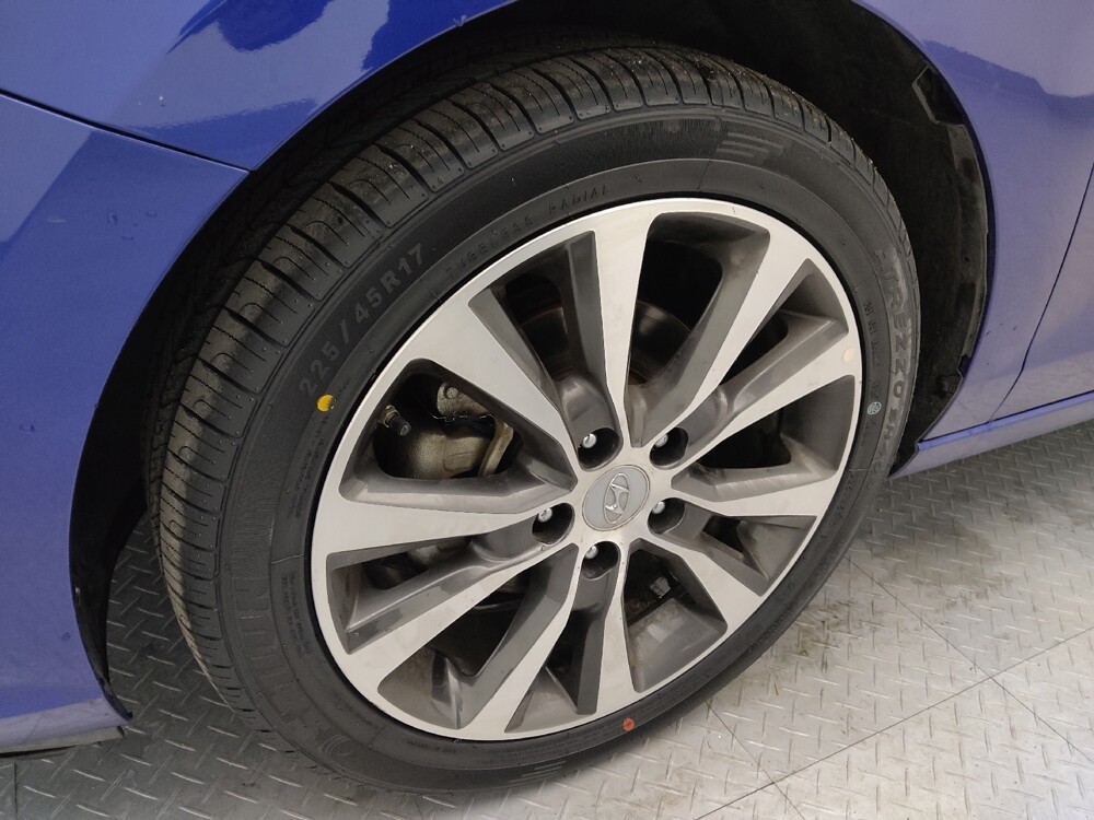 2019 Hyundai Elantra in Independence, MO 64055 - 18127033 31