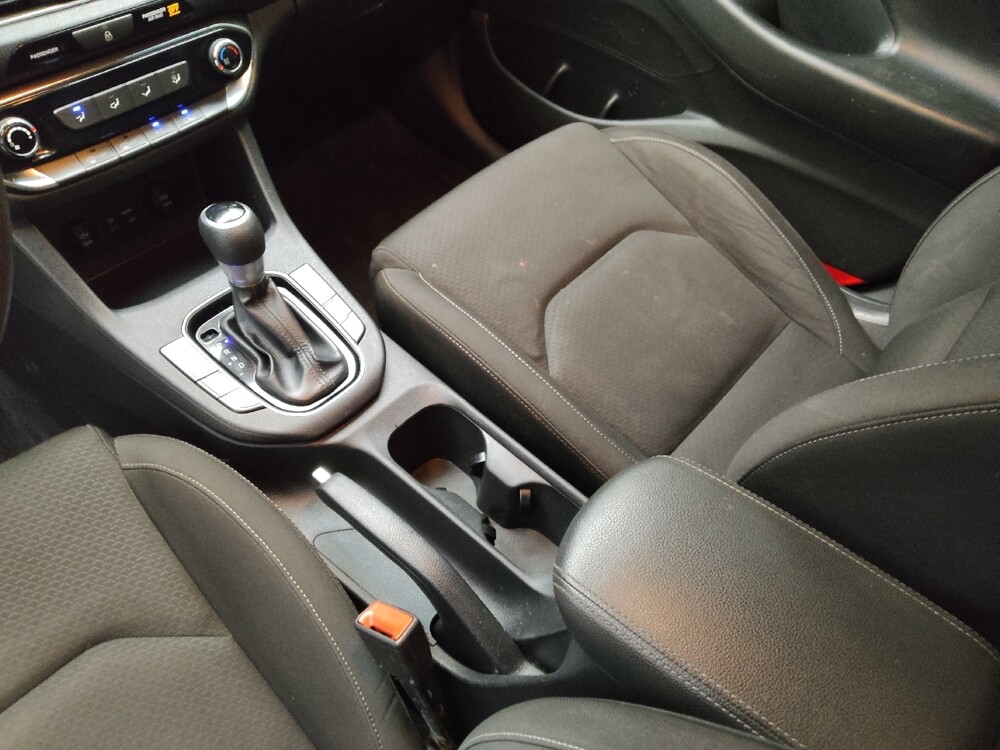 2019 Hyundai Elantra in Independence, MO 64055 - 18127033 26