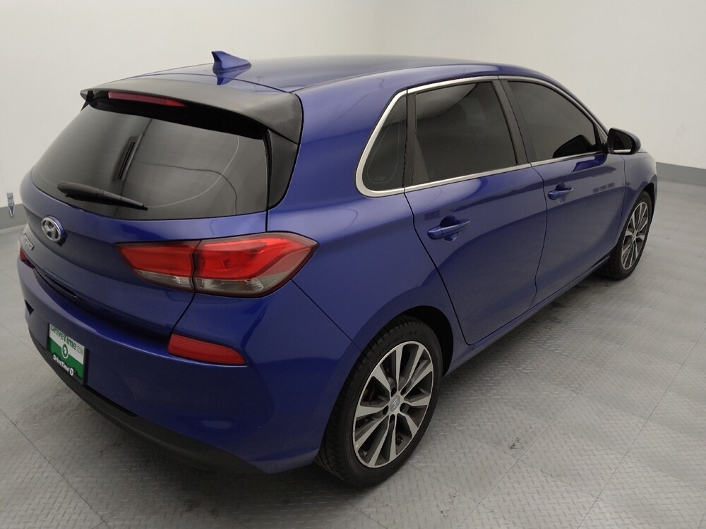 2019 Hyundai Elantra in Independence, MO 64055 - 18127033 9