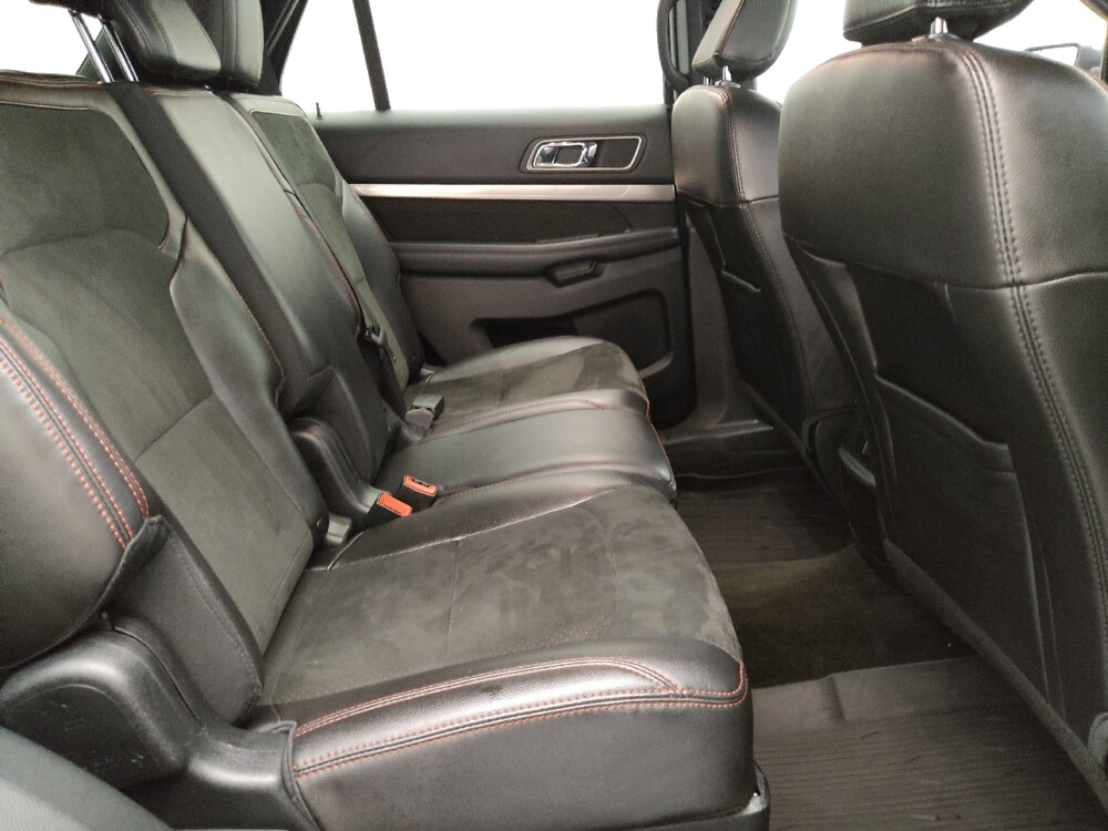 2018 Ford Explorer in Independence, MO 64055 - 18127034 19