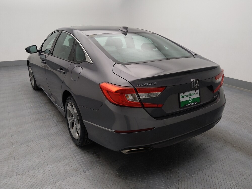 2018 Honda Accord in Wichita, KS 67207 - 18127035 5