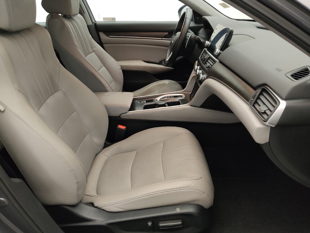 2018 Honda Accord in Wichita, KS 67207 - 18127035 21