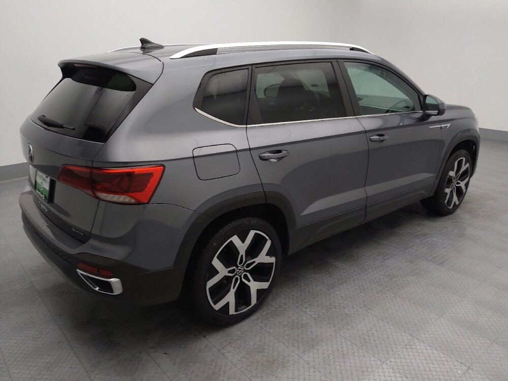 2022 Volkswagen Taos in St. Louis, MO 63136 - 18127036 10