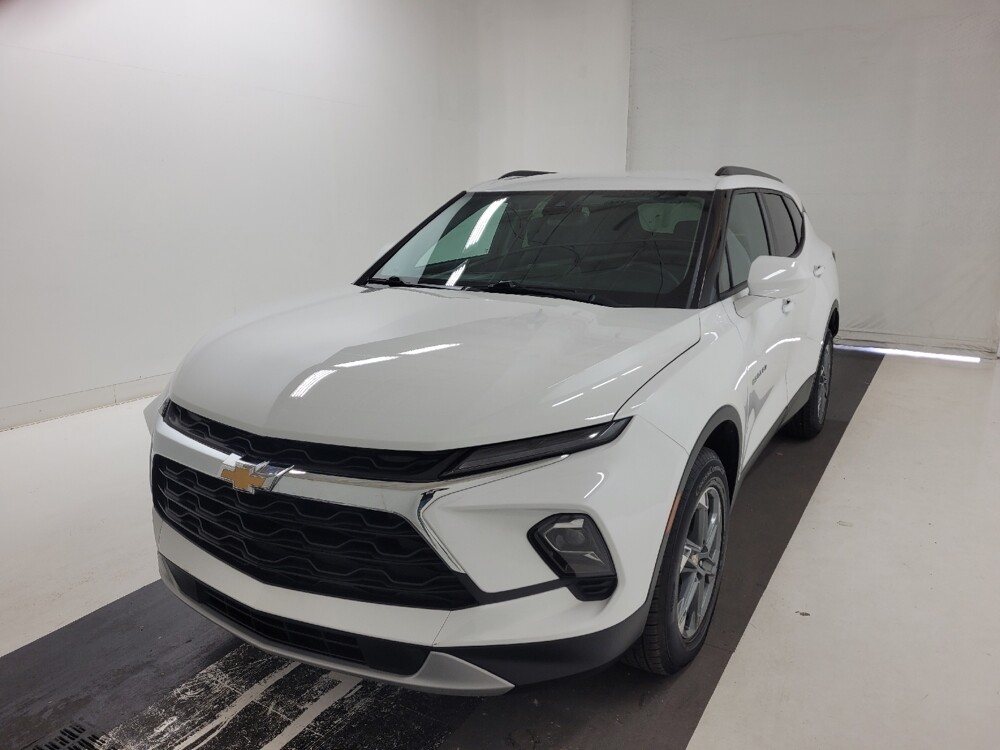 2024 Chevrolet Blazer in St. Louis, MO 63125 - 18127039 15